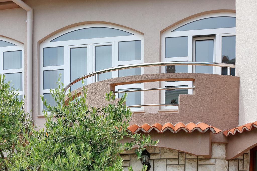 Apartments Melita Bibinje Bagian luar foto