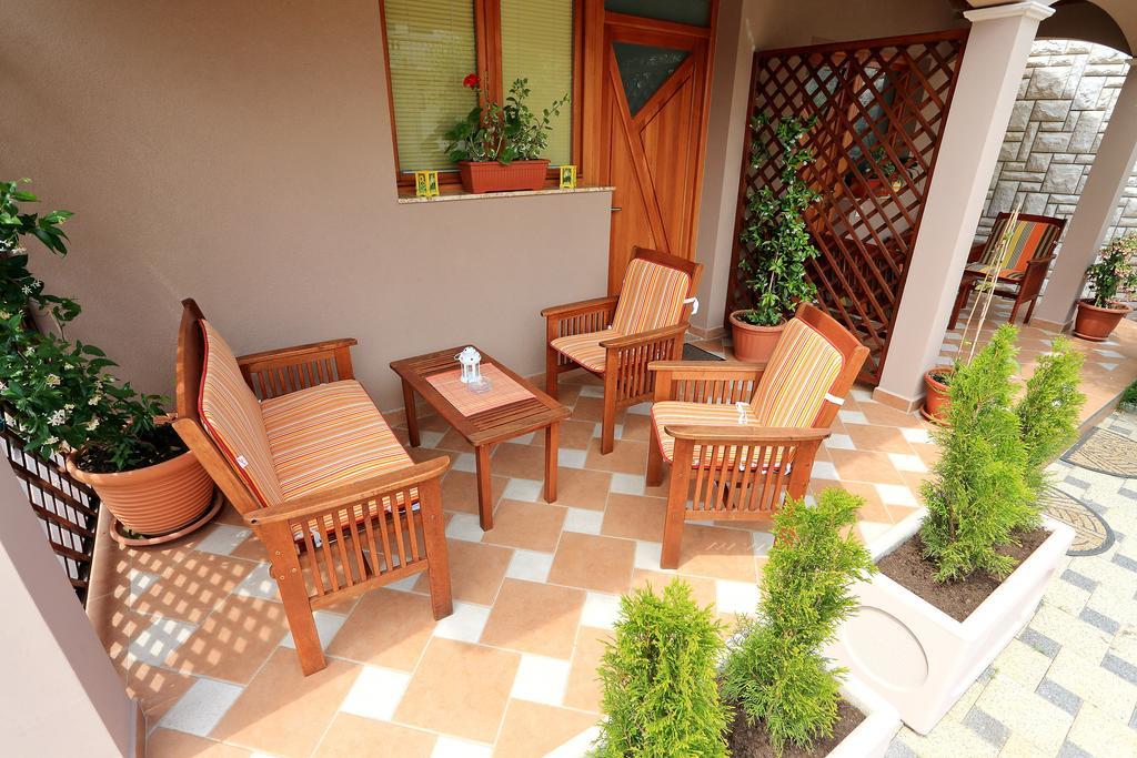 Apartments Melita Bibinje Ruang foto